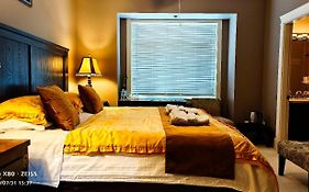 Sunny Island By White Rock B&B